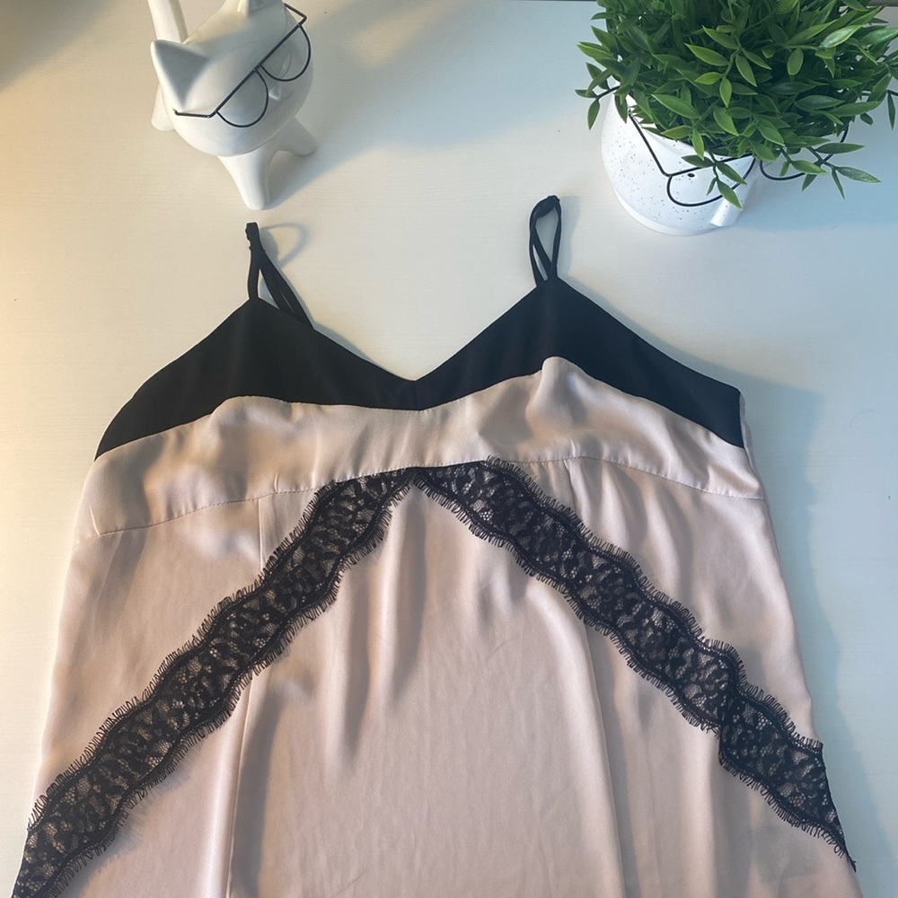 Mossimo black and light pink lace strap blouse